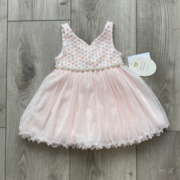 American Princess Other - American Princess Dress Sweetheart Neckline Sparkly Pearls Bows 18 mo ✨